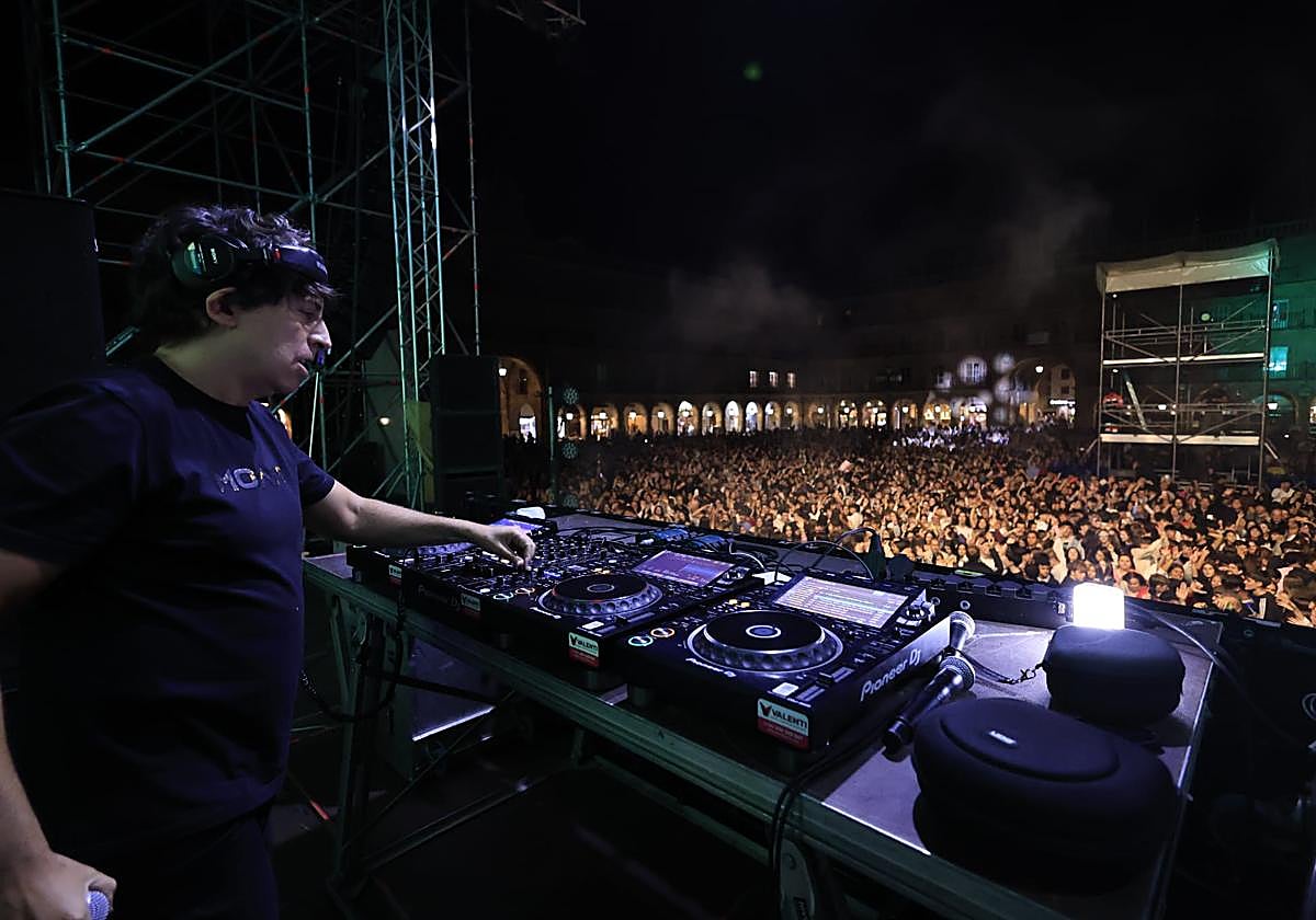 &#039;Los 40Sessions&#039; ponen a bailar y saltar a la juventud de Salamanca