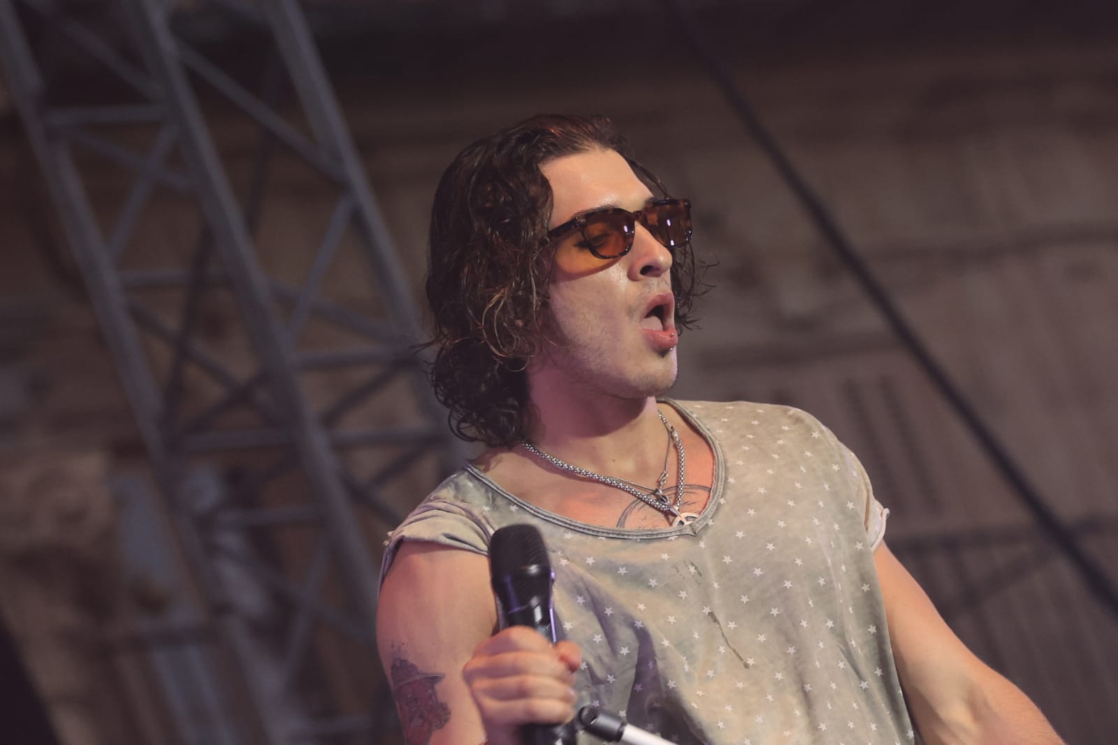 Ultraligera abre una noche mágica en la Plaza Mayor de Salamanca