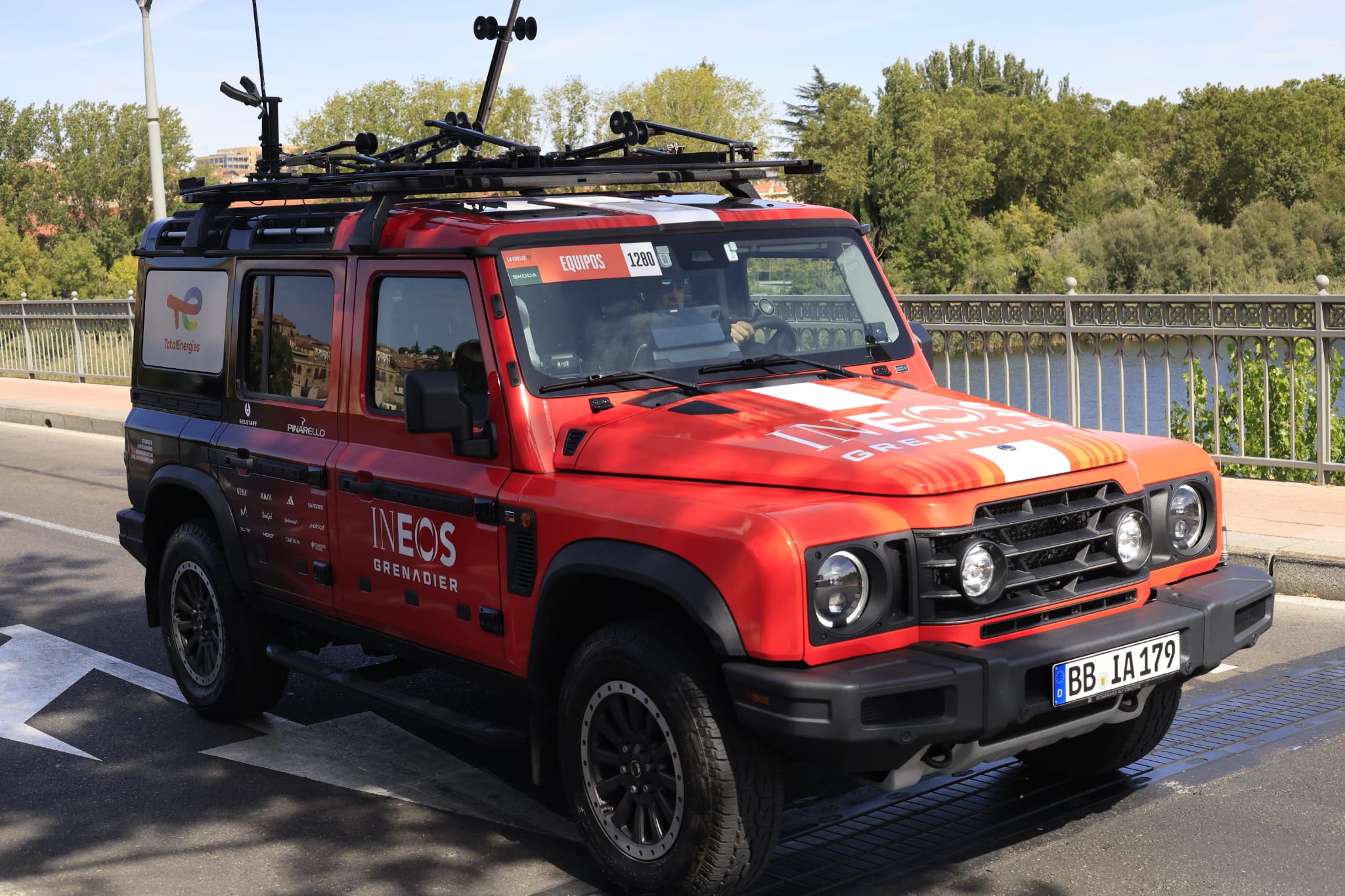 El paso de la Vuelta por Salamanca: más aplausos que banderas y un líder &#039;pillo&#039;