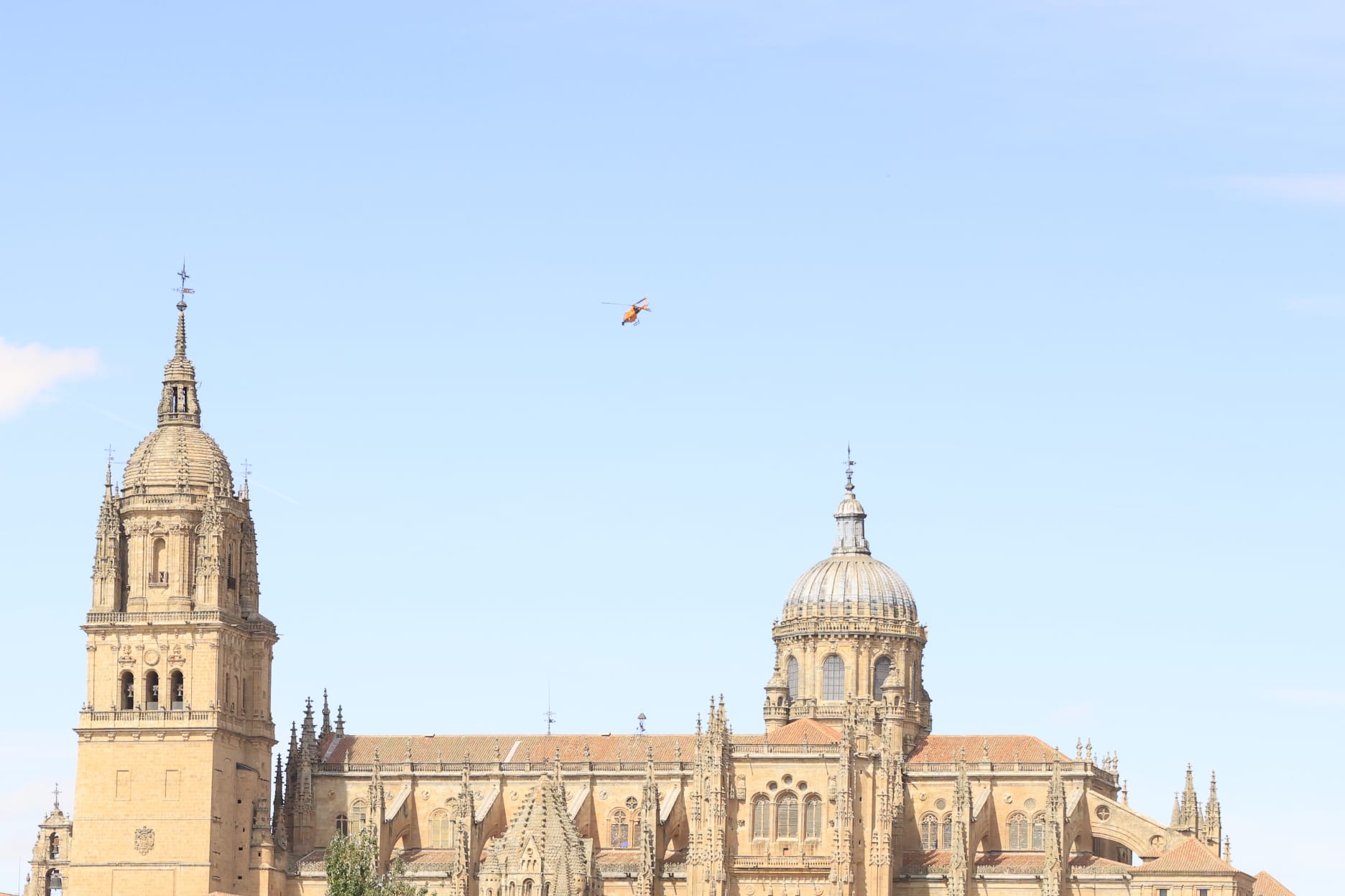 El paso de la Vuelta por Salamanca: más aplausos que banderas y un líder &#039;pillo&#039;