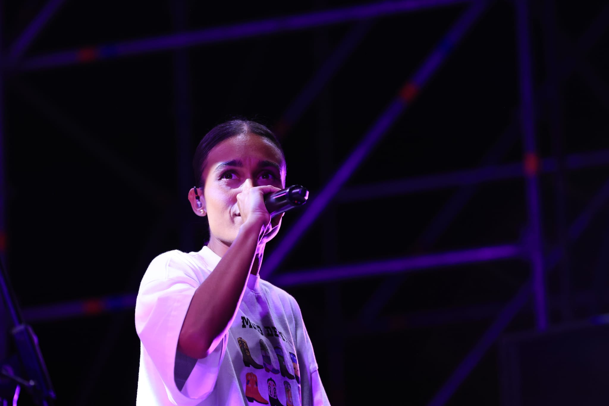 Marta Santos conquista la Plaza Mayor con su flamenco pop