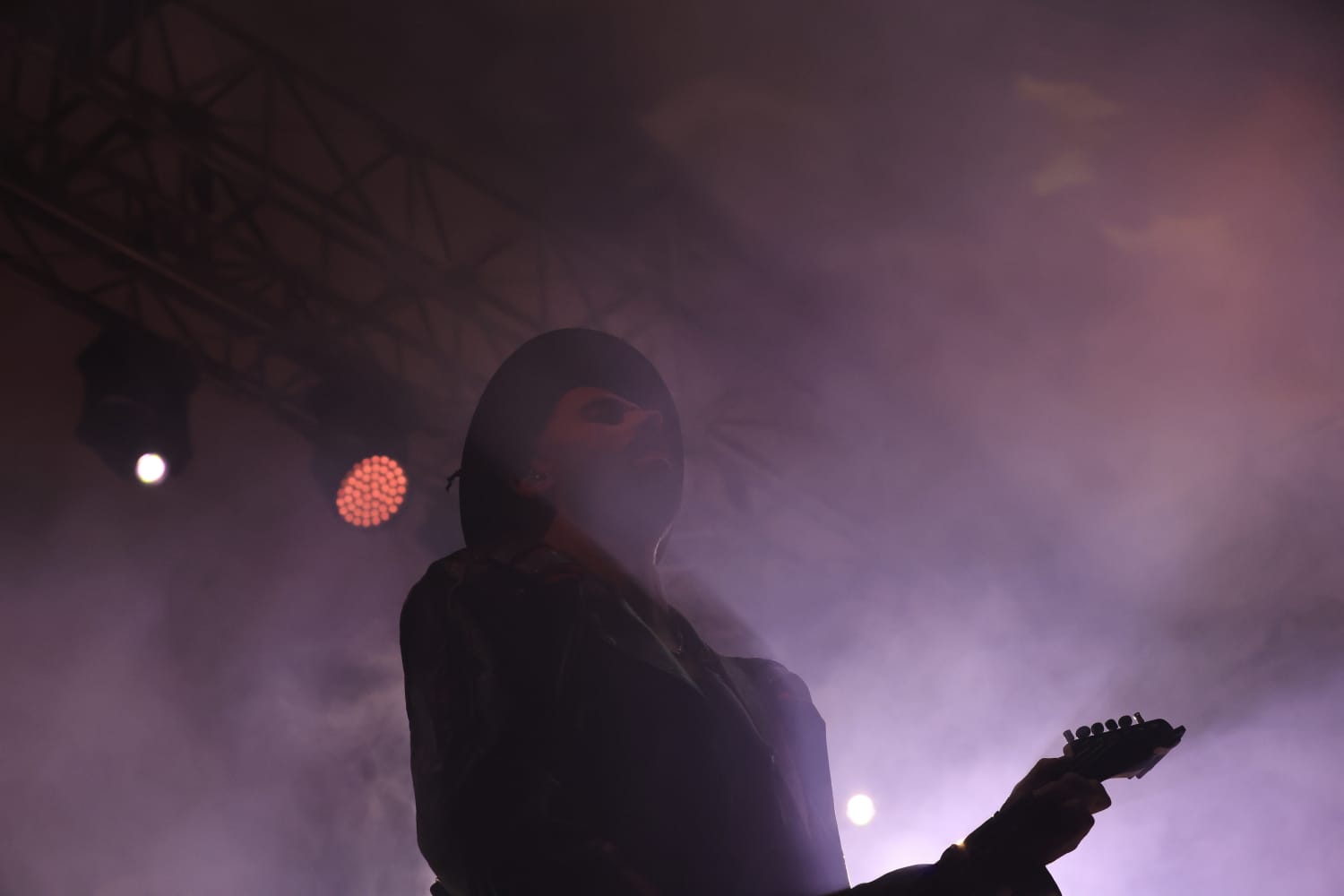 Siloé reparte besos a una entregada Plaza Mayor de Salamanca