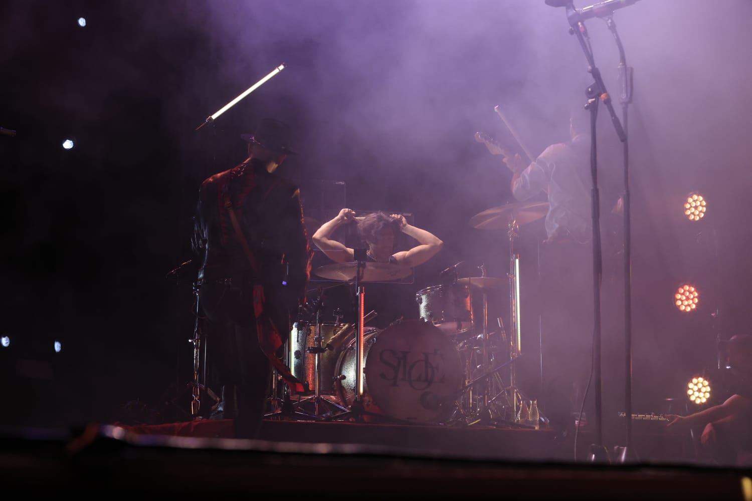 Siloé reparte besos a una entregada Plaza Mayor de Salamanca
