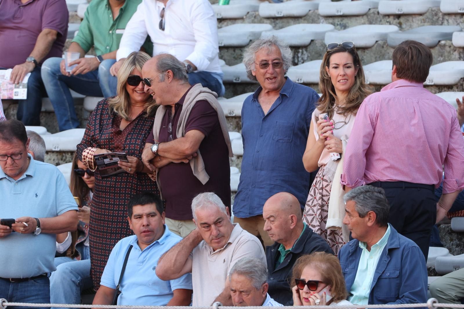 Tres orejas para Ismael Martín y traslado de Damián Castaño al hospital en la segunda de abono de Salamanca