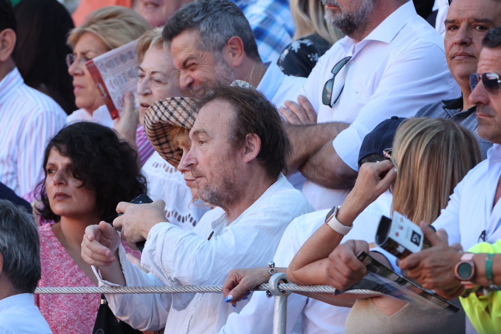 Puerta grande para Emilio de Justo con toro indultado en el cuarto de la tarde