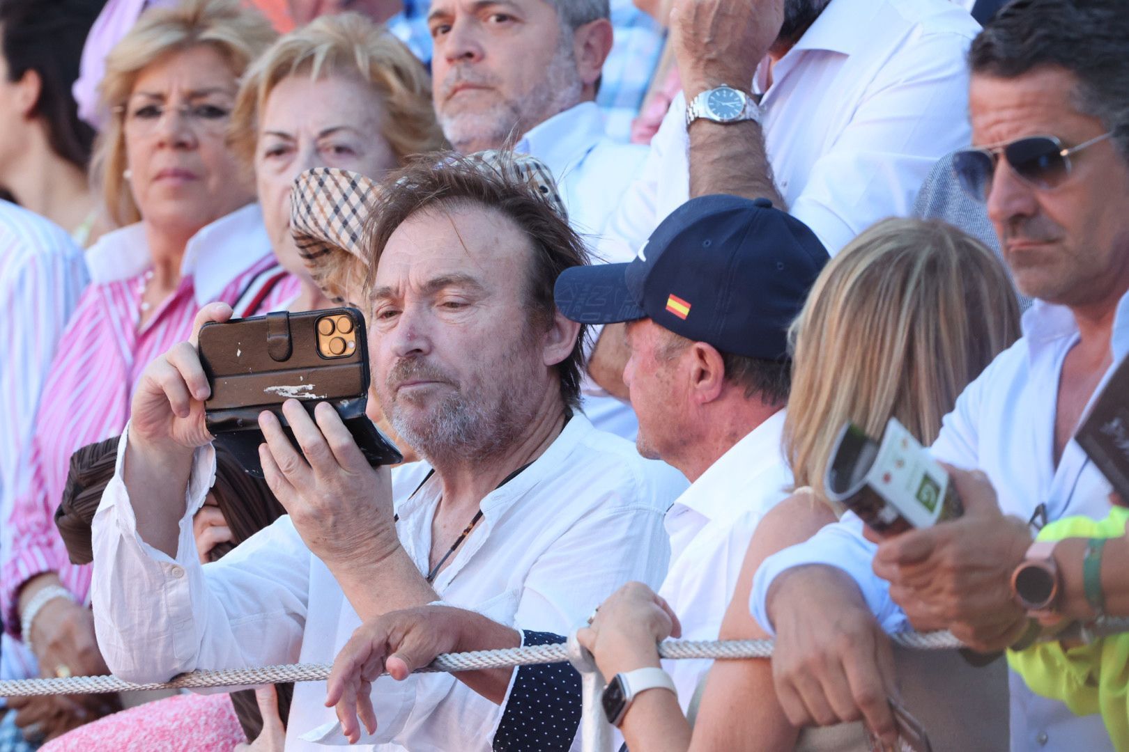 Puerta grande para Emilio de Justo con toro indultado en el cuarto de la tarde