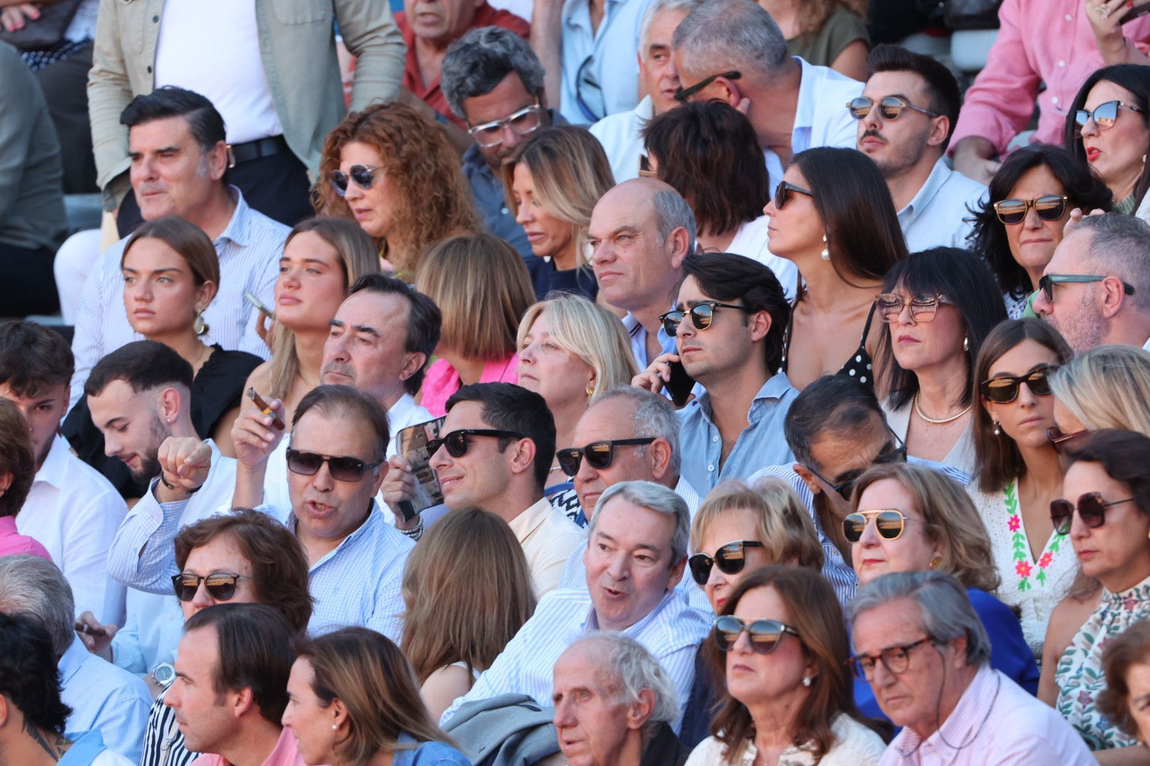 Puerta grande para Emilio de Justo con toro indultado en el cuarto de la tarde