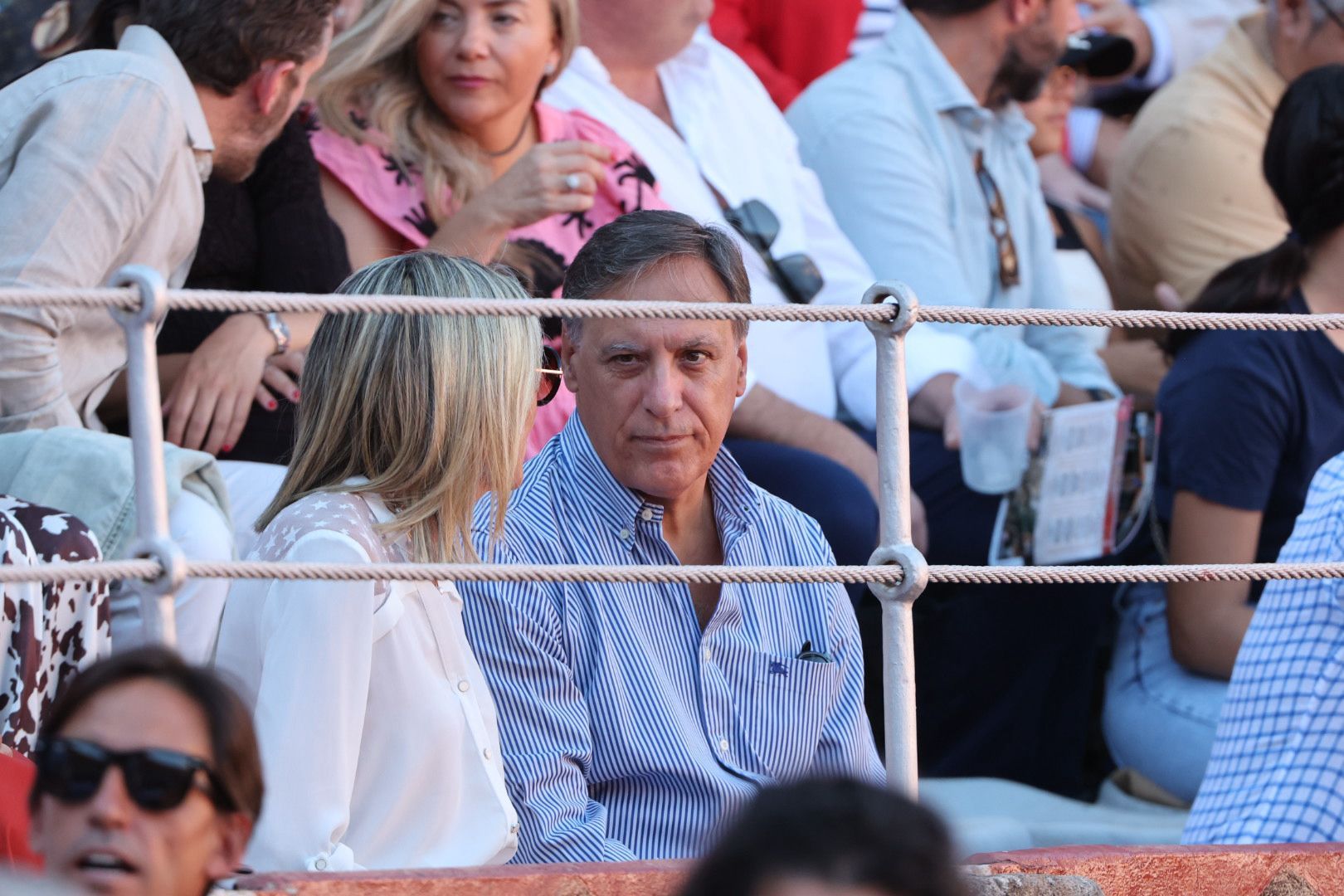 Puerta grande para Emilio de Justo con toro indultado en el cuarto de la tarde