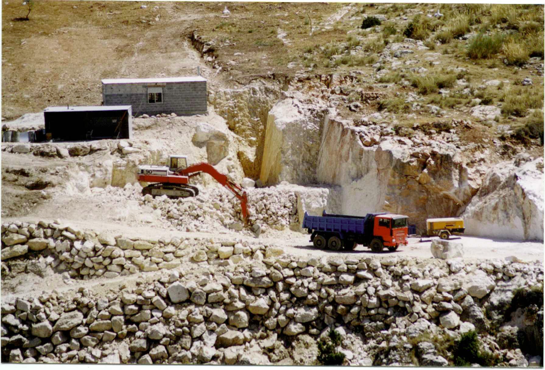 Trabajos en una mina en una imagen de archivo.