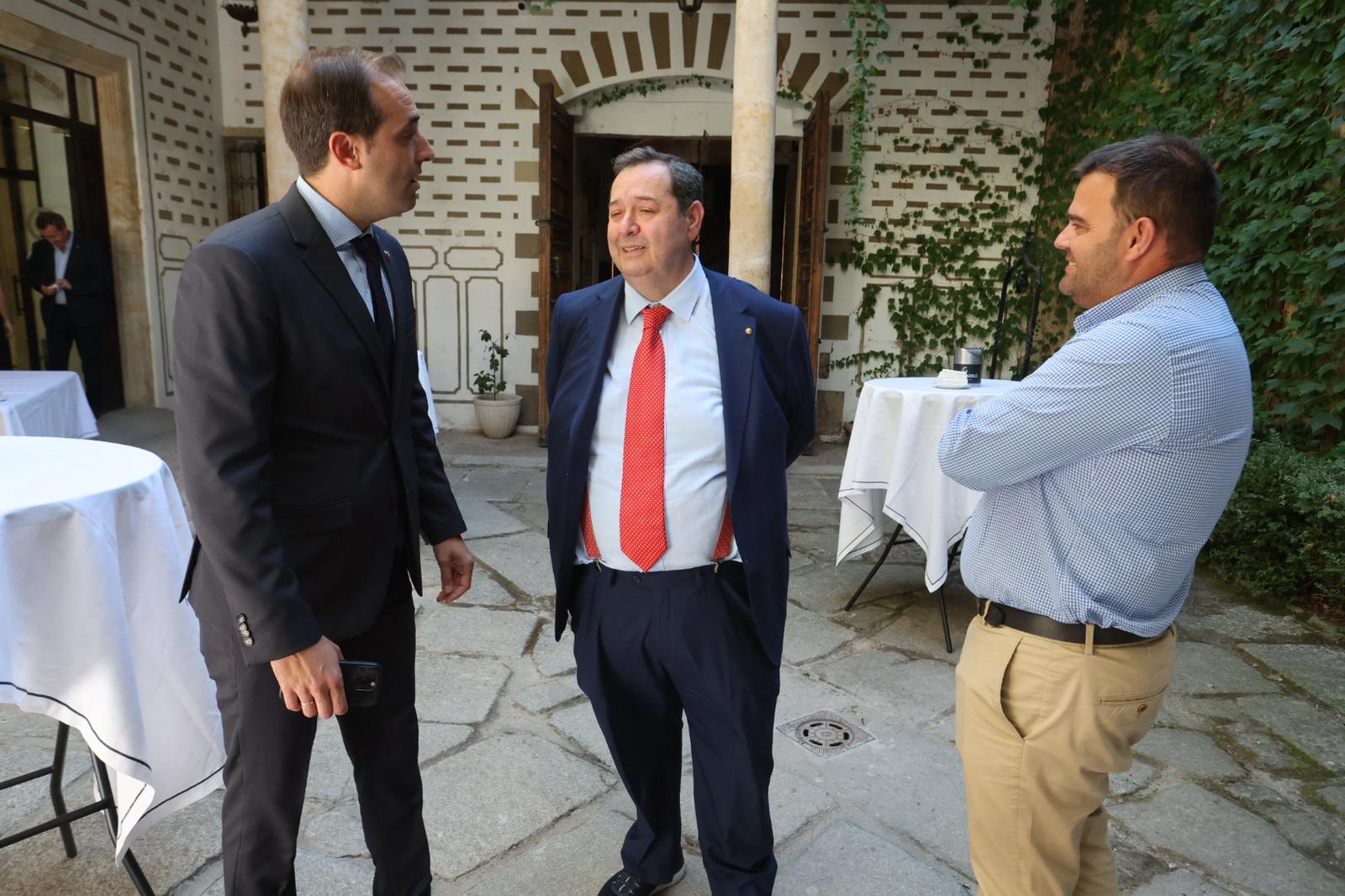 La Cámara designa al presidente que deberá convocar elecciones