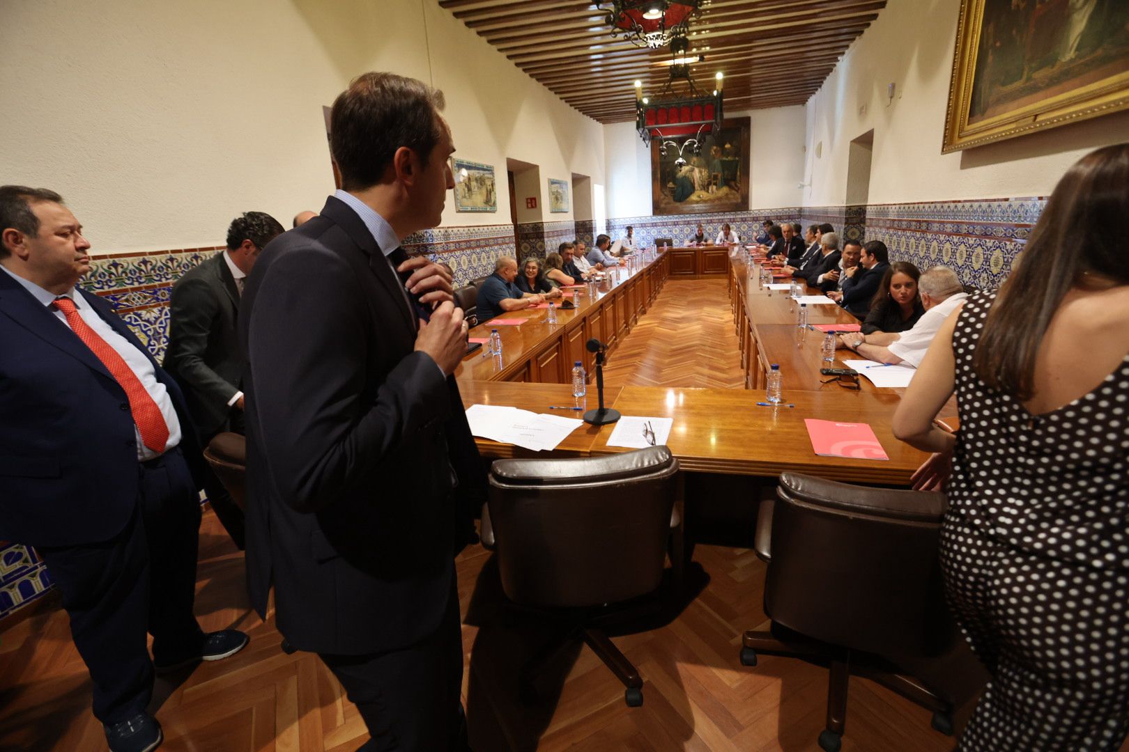 La Cámara designa al presidente que deberá convocar elecciones