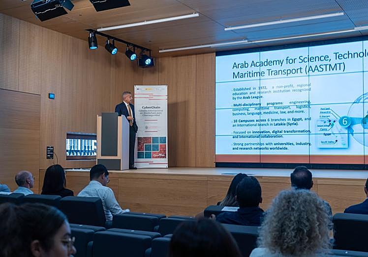 Intervención del Dr. Mohamed Aborizka.