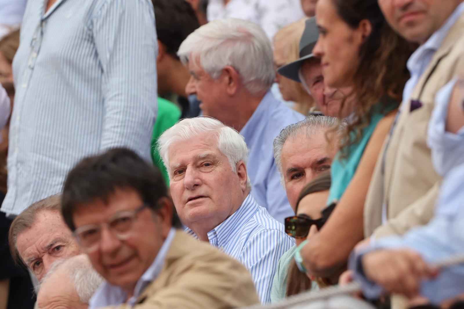Lleno de caras conocidas en Salamanca para ver a Morante en tarde de &#039;no hay billetes&#039;