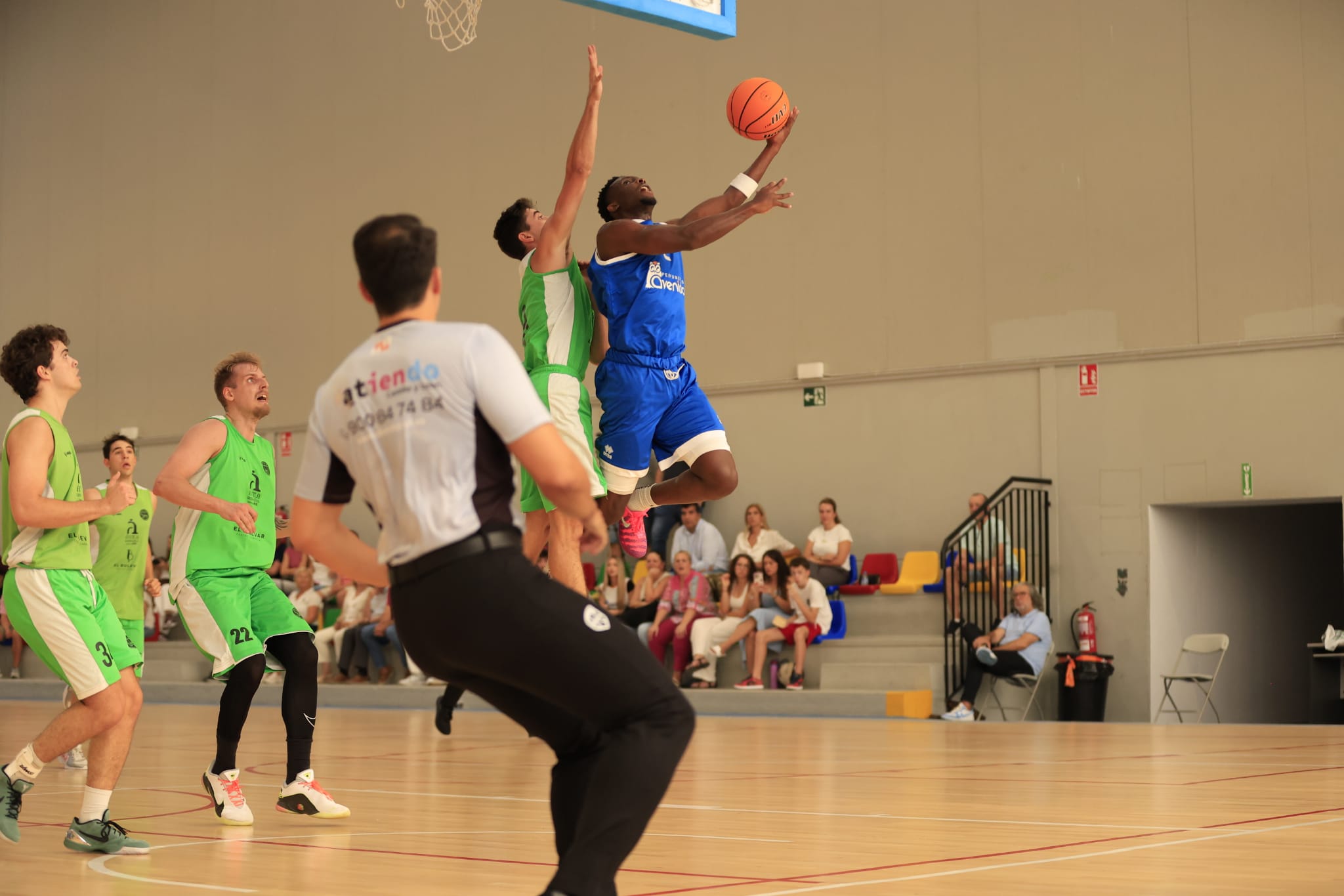 En imágenes, la victoria del Avenida Xoborg ante el Óbila Basket