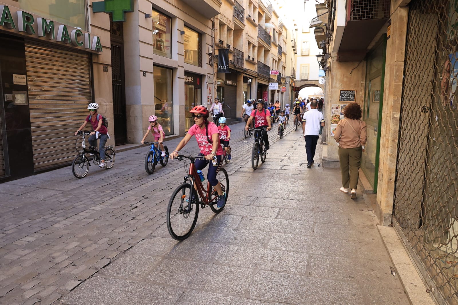 Una marea de bicicletas celebra en Salamanca la Semana de la Movilidad