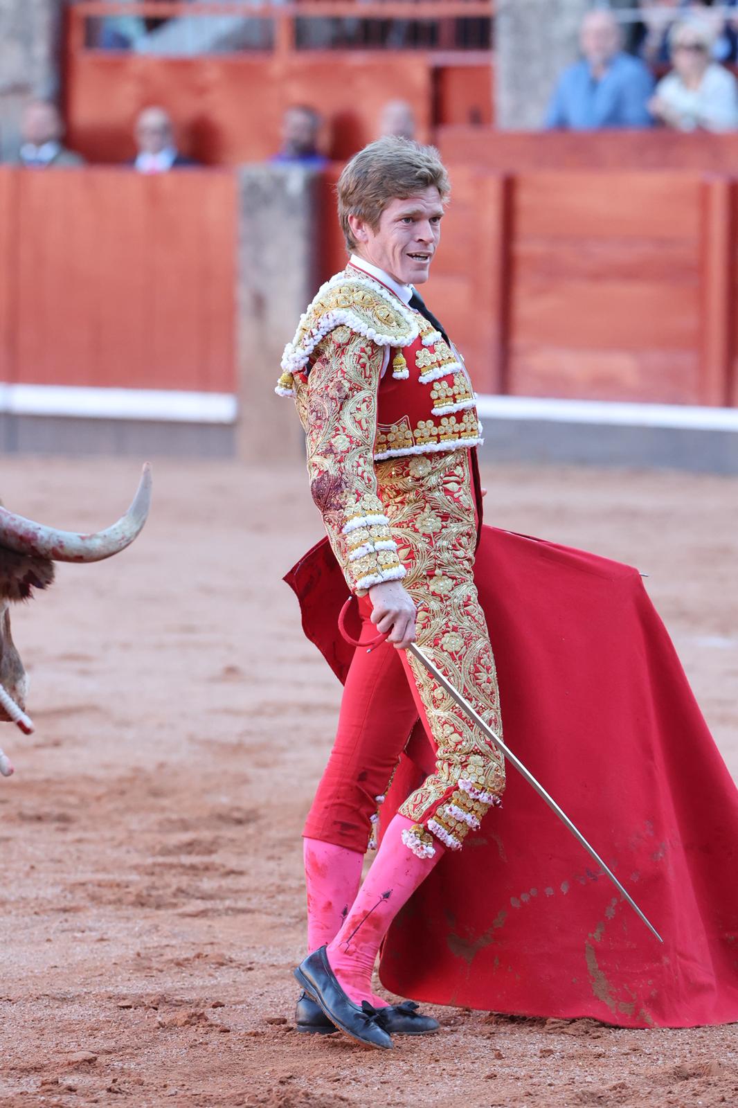La Glorieta se queda sin puerta grande y Morante se va de vacío