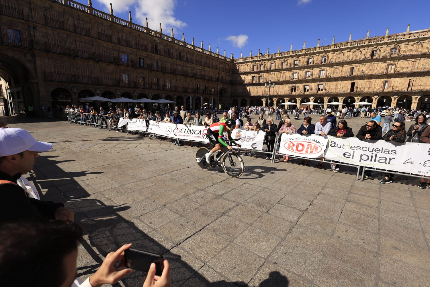 Gari Ugarte se lleva la crono en la capital y es el nuevo campeón de la Vuelta a Salamanca