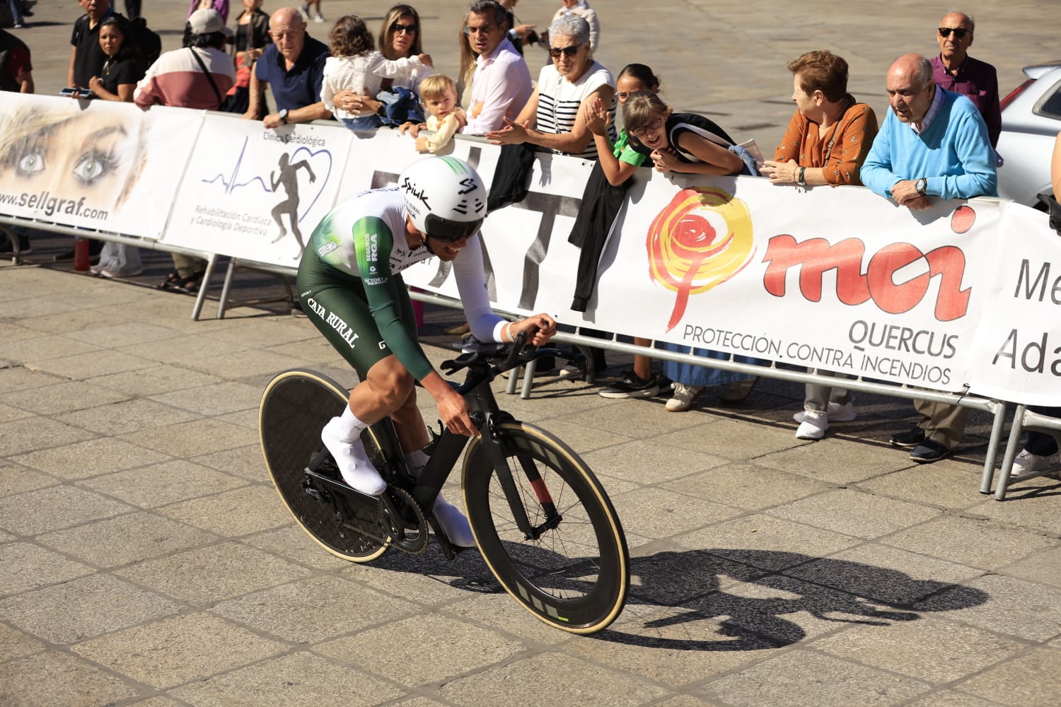 Gari Ugarte se lleva la crono en la capital y es el nuevo campeón de la Vuelta a Salamanca