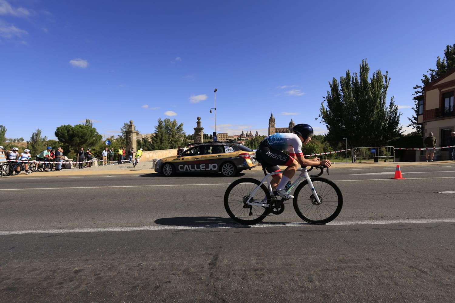 Gari Ugarte se lleva la crono en la capital y es el nuevo campeón de la Vuelta a Salamanca