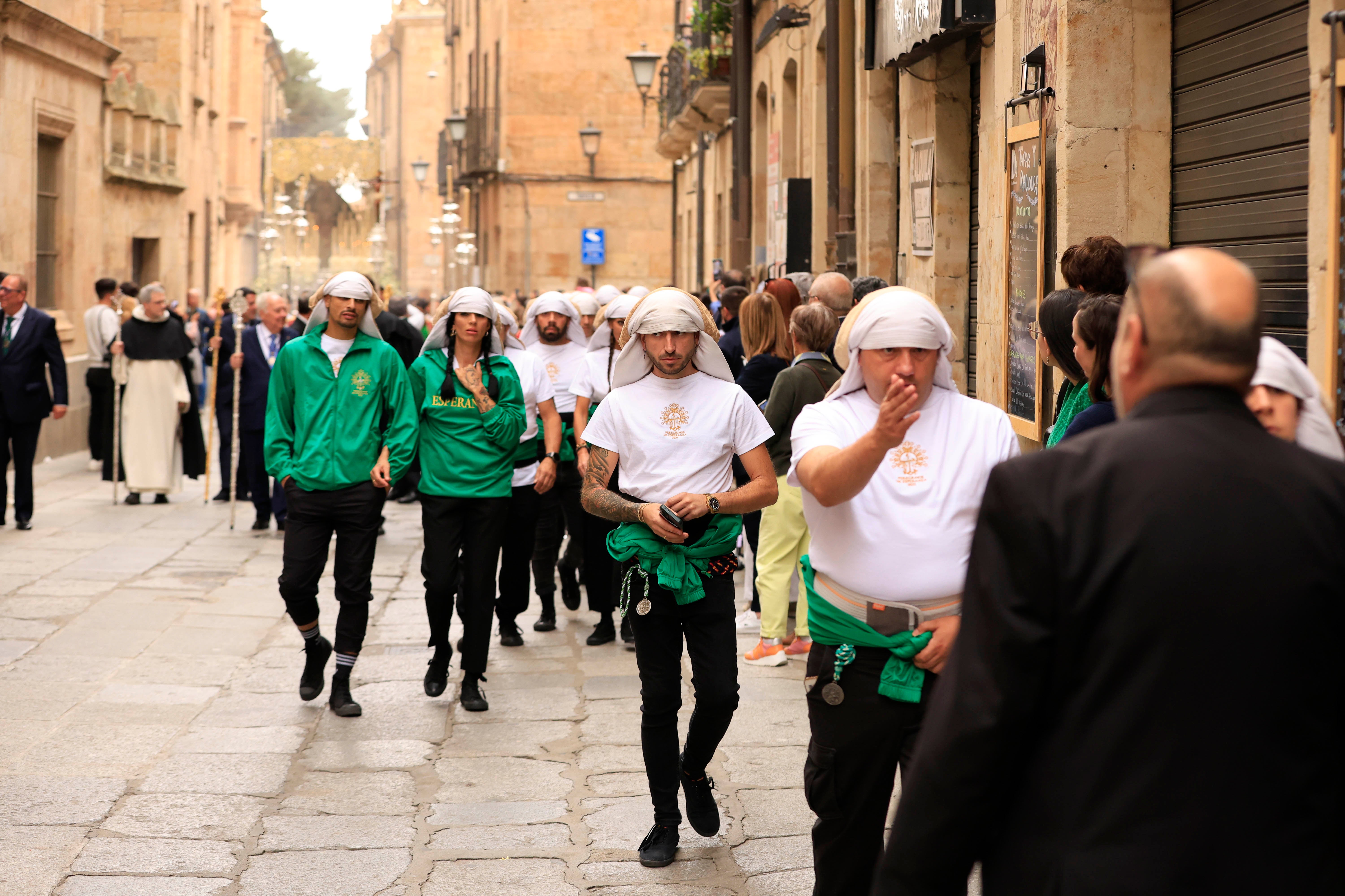 La procesión extraordinaria de la Esperanza, en imágenes