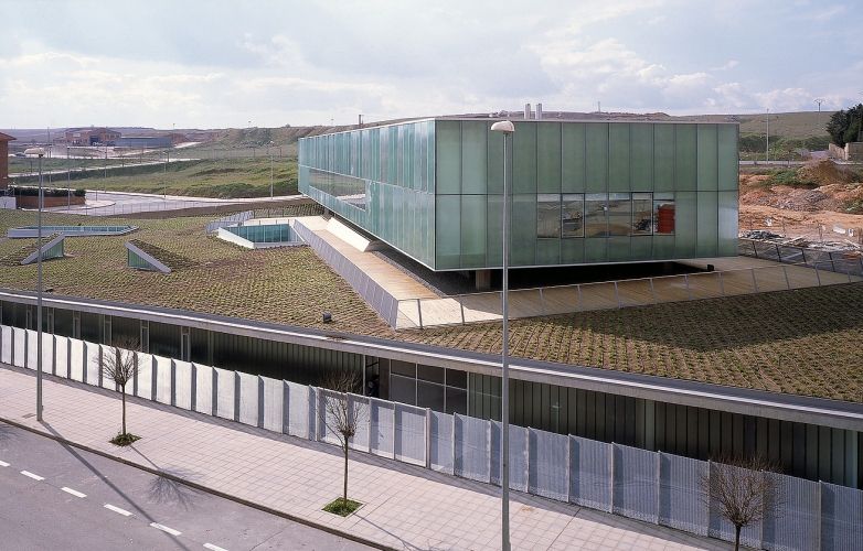 El edificio de Neurociencias, un campus en el que irá la nueva facultad de Veterinaria.