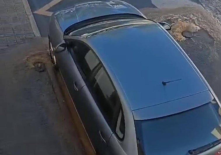 Reventón en la calle Río Segura.