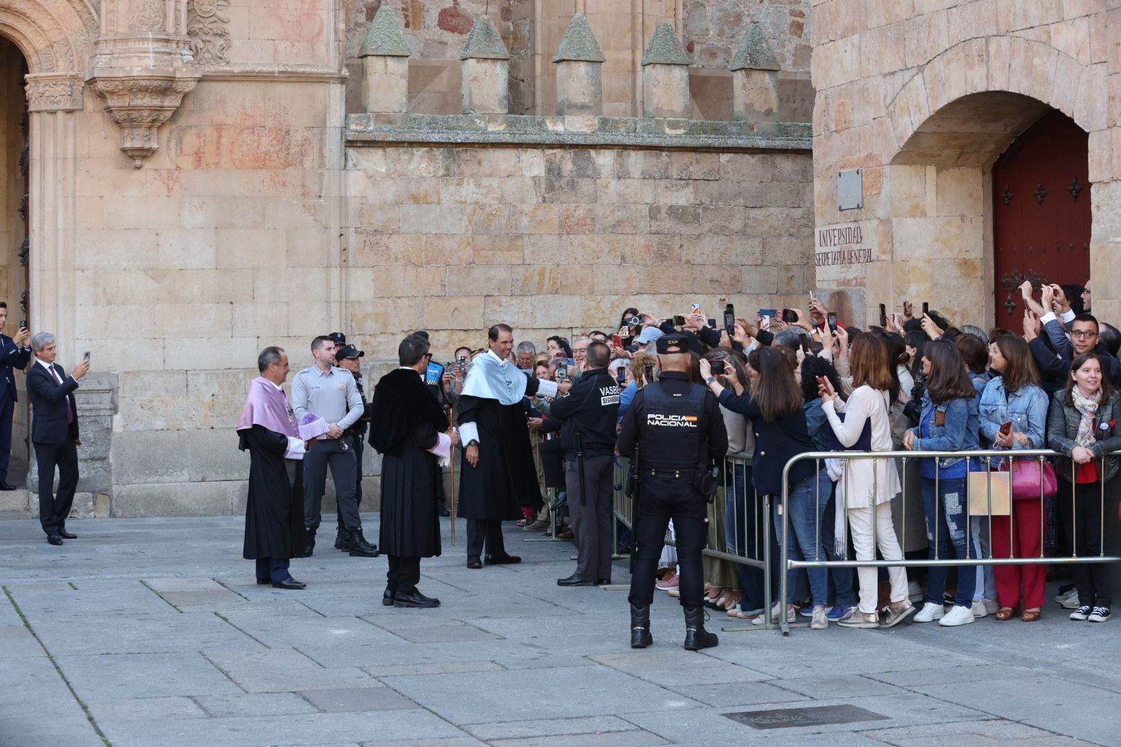 Baño de masas en Salamanca para recibir a Nadal antes de la ceremonia del &#039;Honoris Causa&#039;