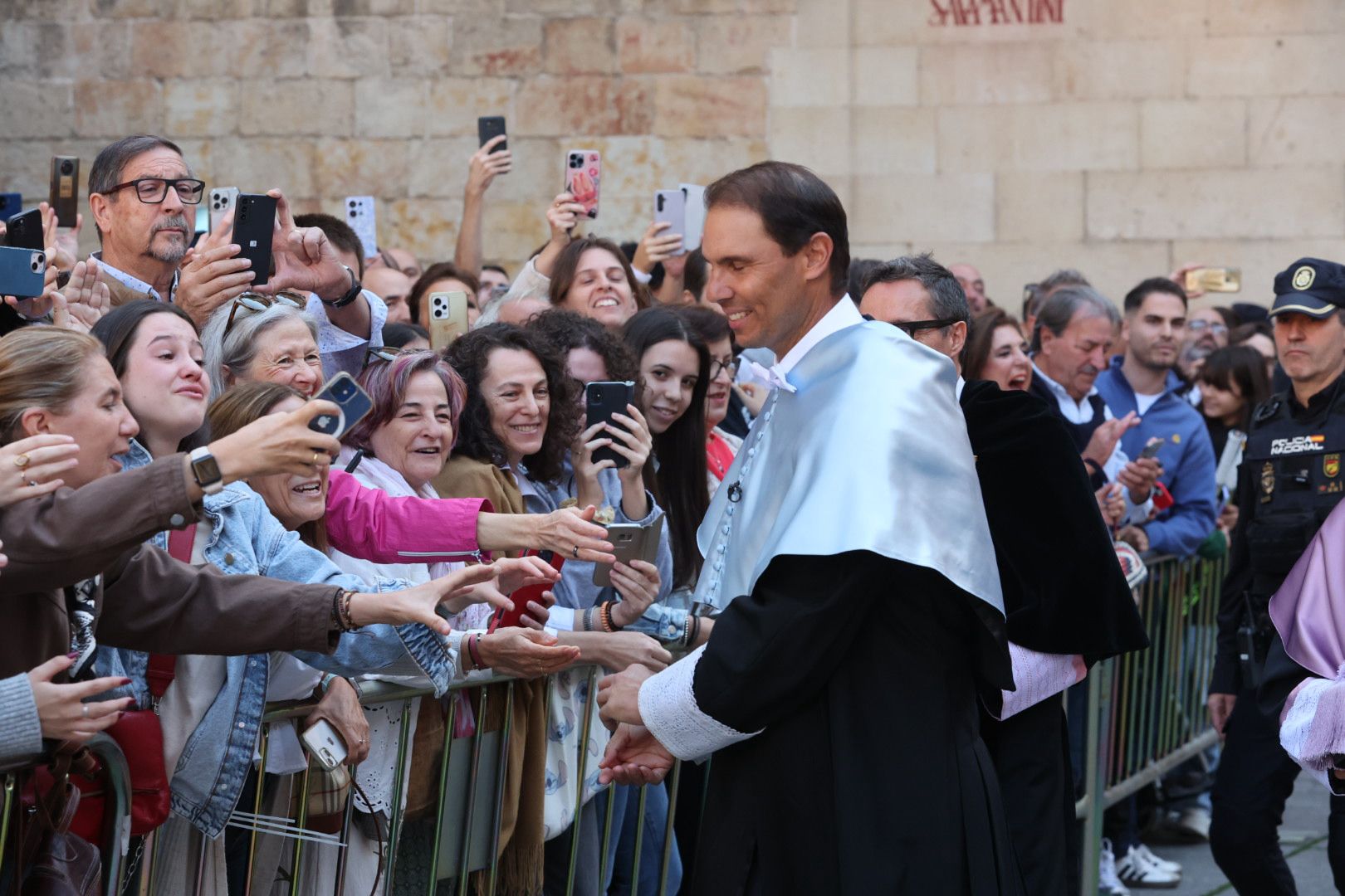 Baño de masas en Salamanca para recibir a Nadal antes de la ceremonia del &#039;Honoris Causa&#039;