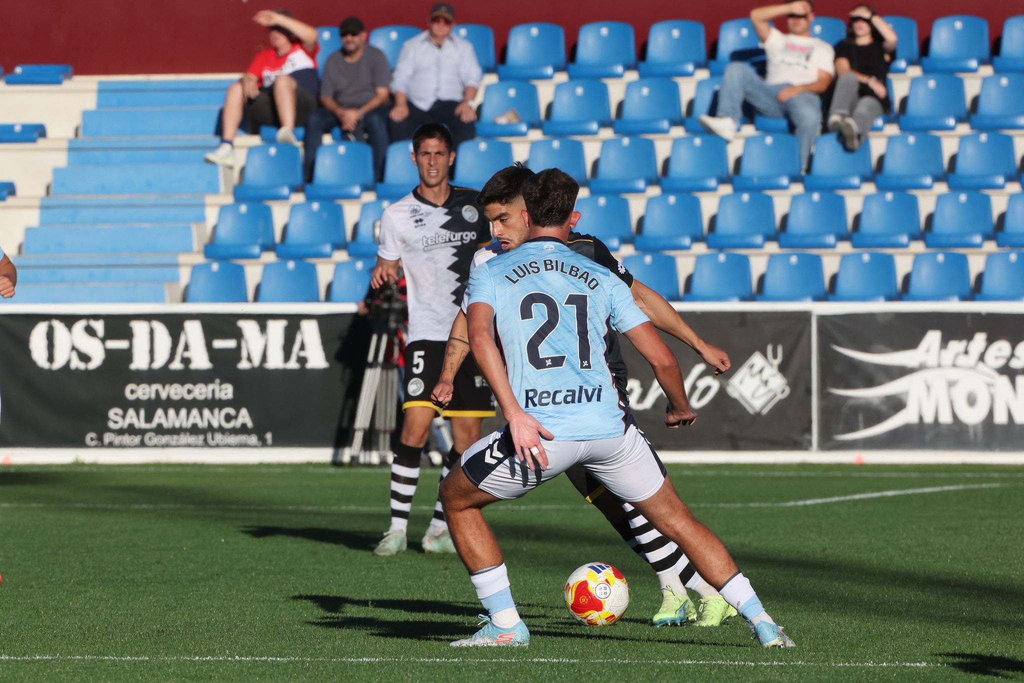 El partido entre Unionistas de Salamanca y Celta B, en imágenes