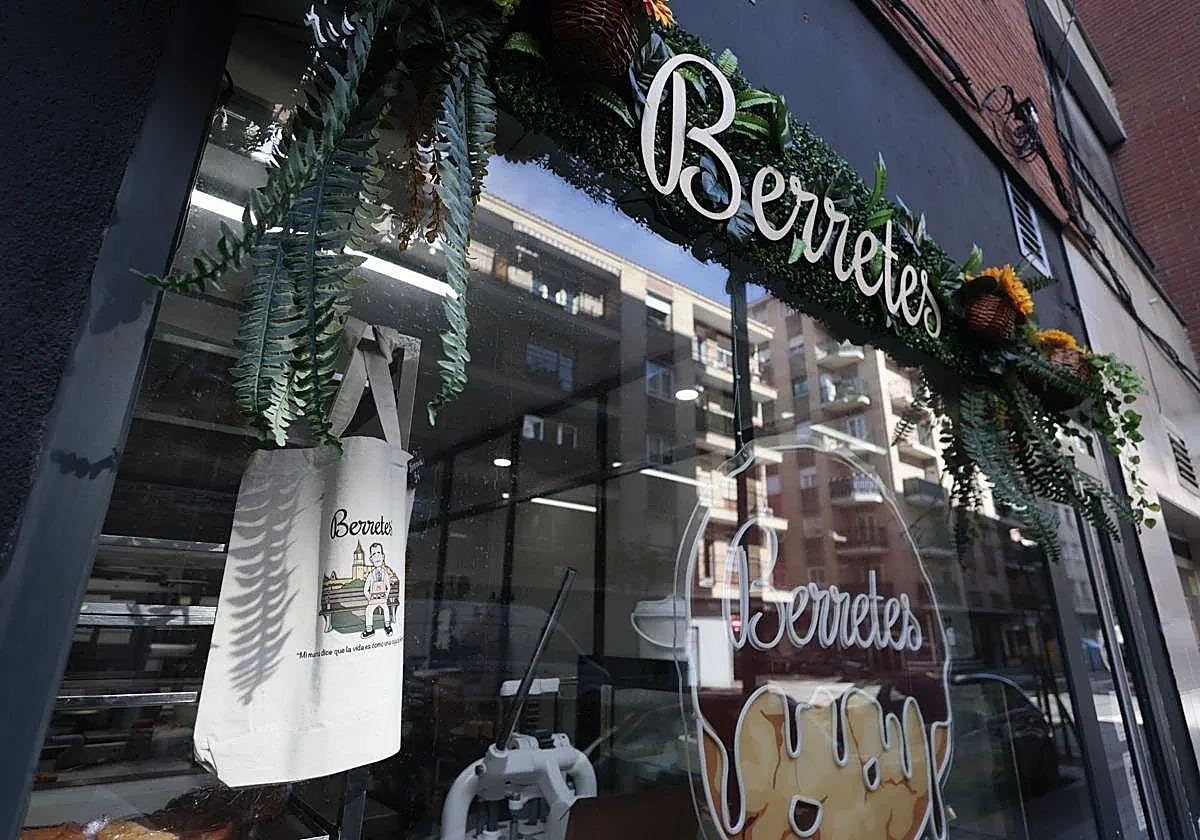Exterior de la pastelería Berretes.