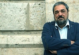 El poeta Carlos Aganzo.