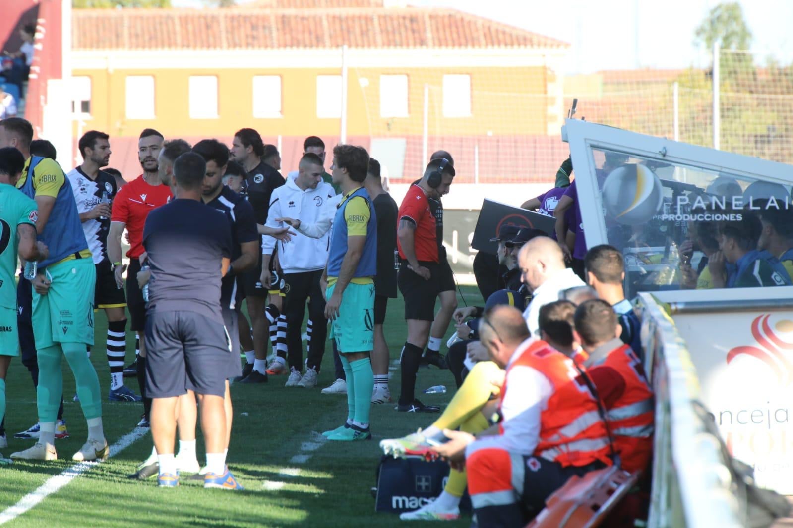El partido entre Unionistas CF y la AD Mérida, en imágenes
