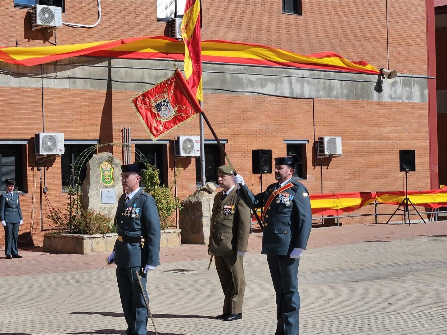 Salamanca y la provincia se vuelcan con la Guardia Civil en el Día del Pilar