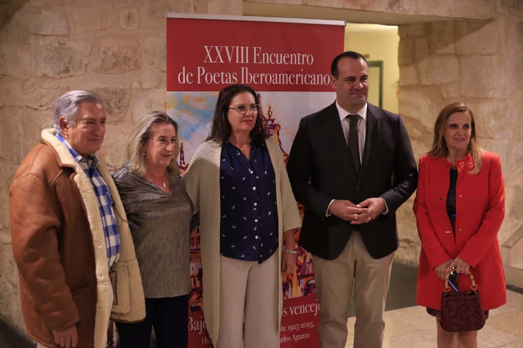 Homenaje a la poesía de Carlos Aganzo y Gabriel Chávez Casazola en Salamanca