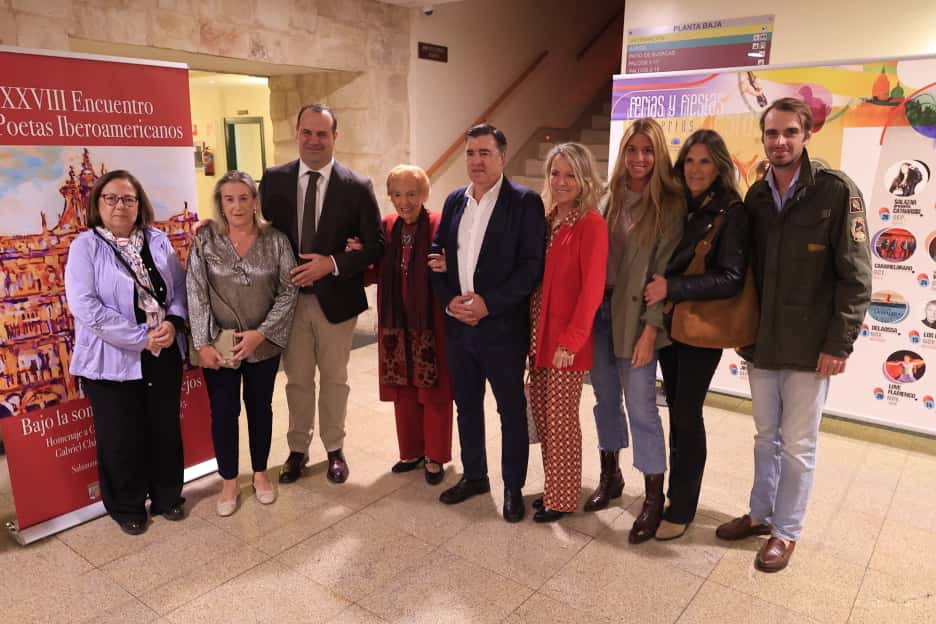 Homenaje a la poesía de Carlos Aganzo y Gabriel Chávez Casazola en Salamanca