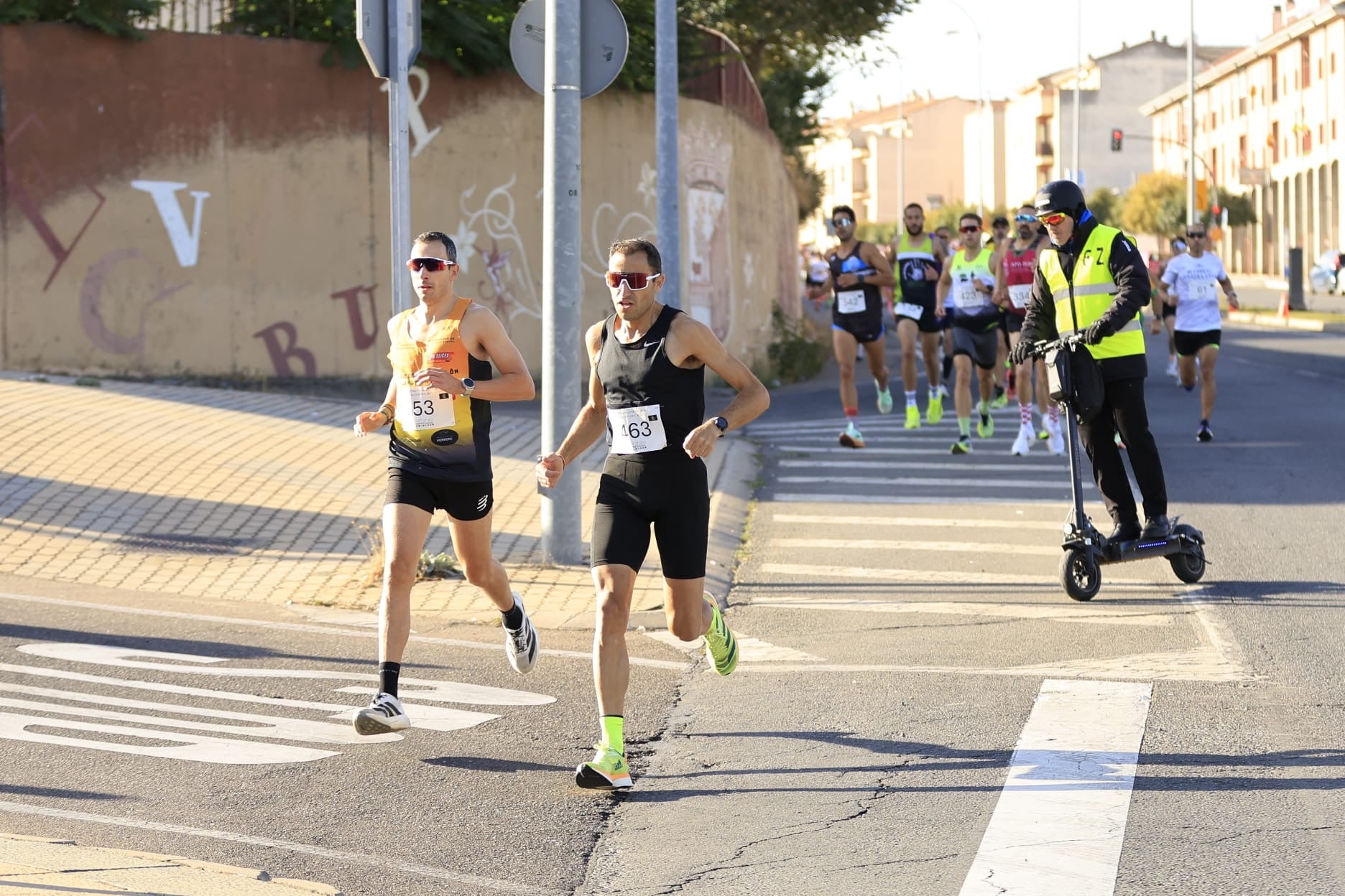 La III Carrera Solidaria de la Guardia Civil en Salamanca, en imágenes
