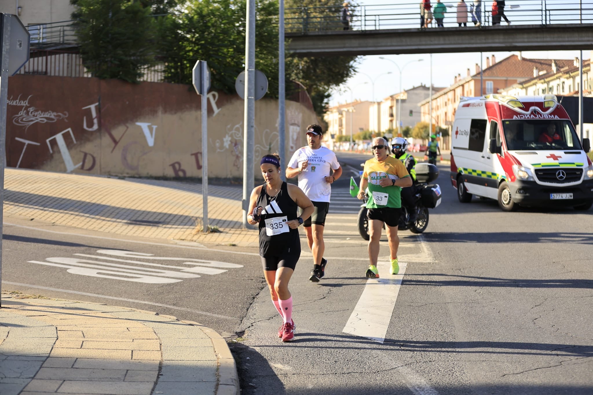 La III Carrera Solidaria de la Guardia Civil en Salamanca, en imágenes
