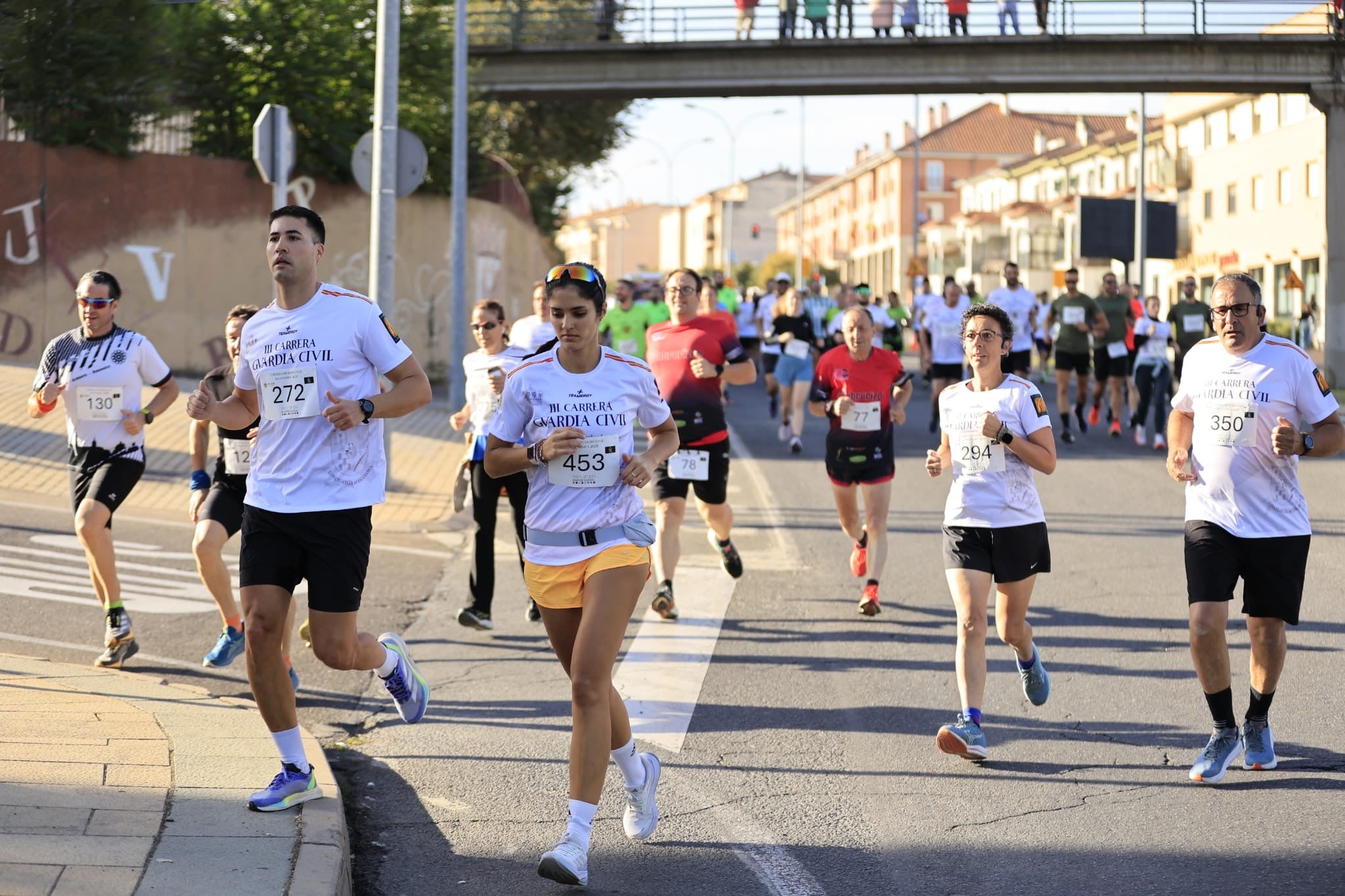 La III Carrera Solidaria de la Guardia Civil en Salamanca, en imágenes