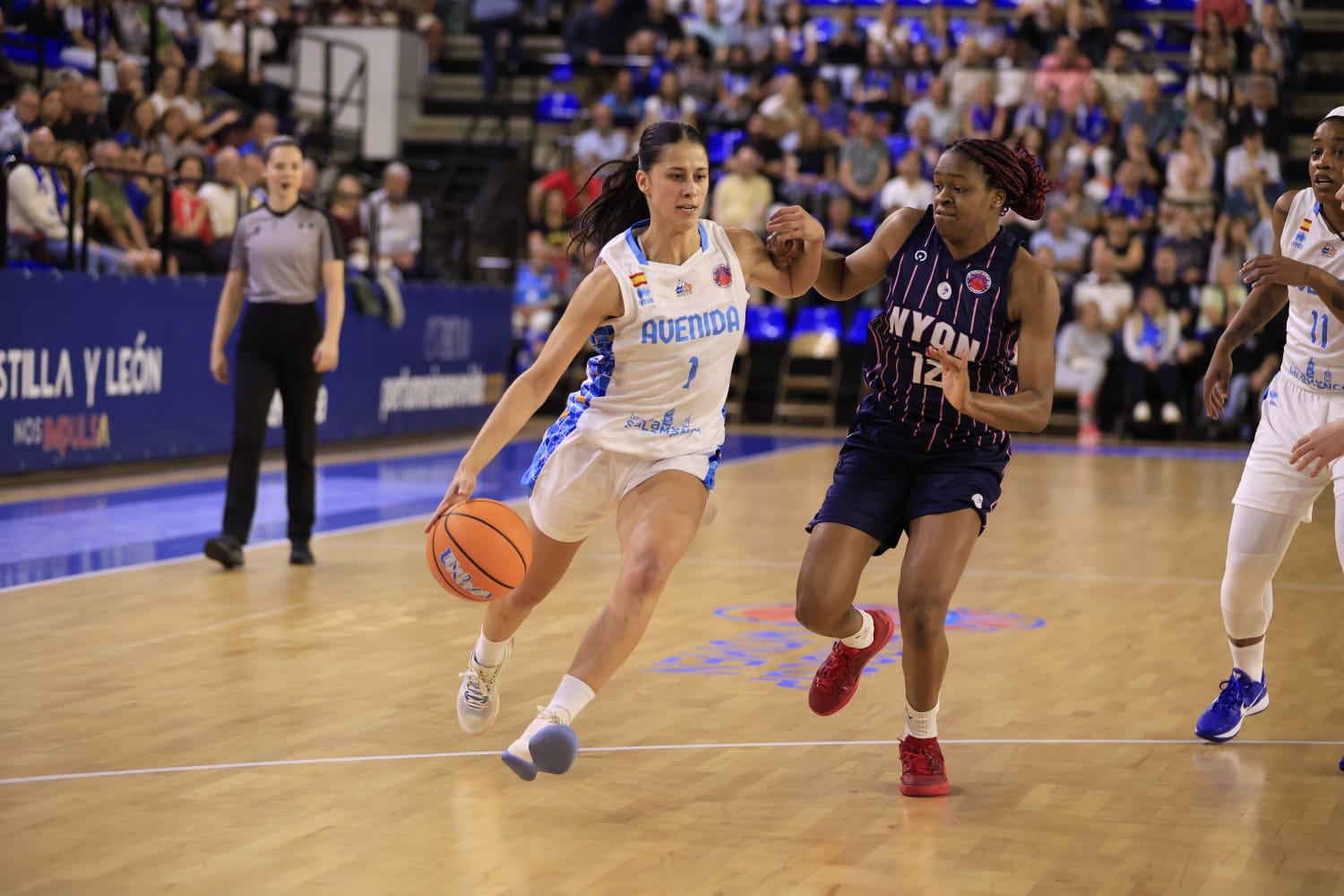 El Avenida - Nyson Basket, en imágenes