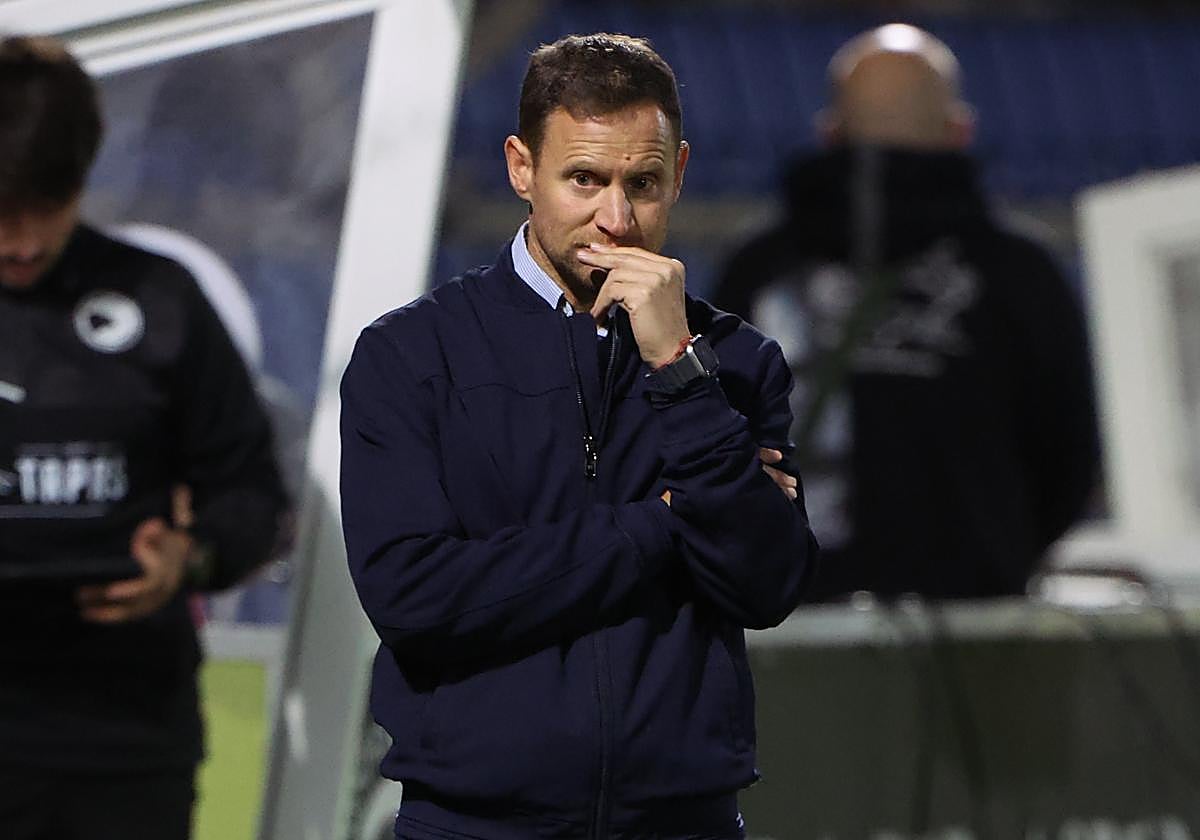 Mario Simón, entrenador de Unionistas