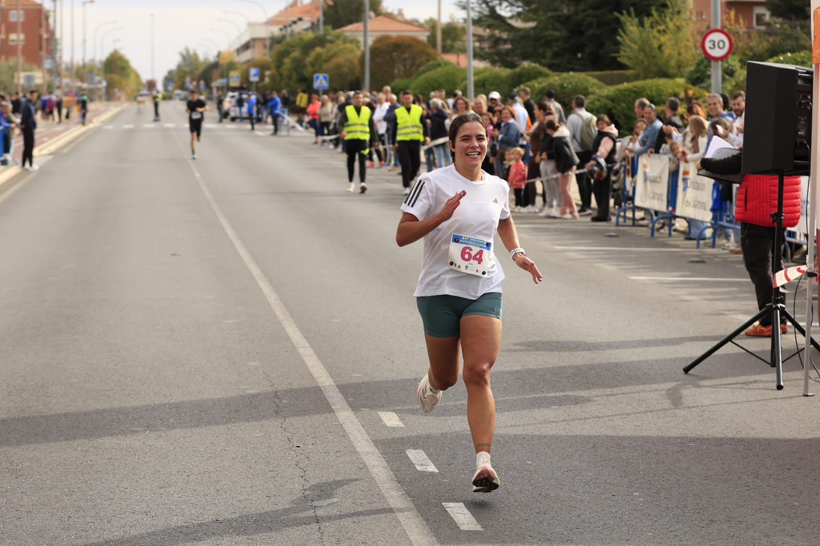 Jesús Prieto y Sandra Santamaría vencen en la Media Maratón Diputación de Salamanca