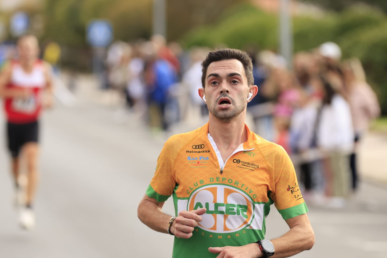 Jesús Prieto y Sandra Santamaría vencen en la Media Maratón Diputación de Salamanca