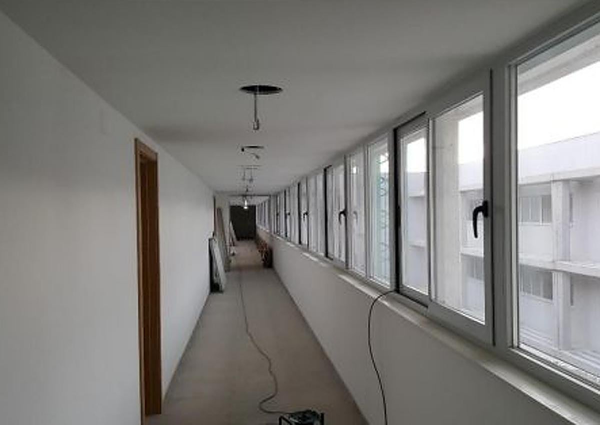 Imagen secundaria 1 - El nuevo local multiusos en el edificio de Salamanca que estrenó el primer patio ajardinado social