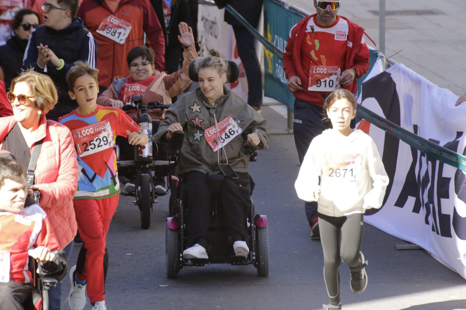 La inclusión inunda las calles de Salamanca con la carrera de los Mil Pasos