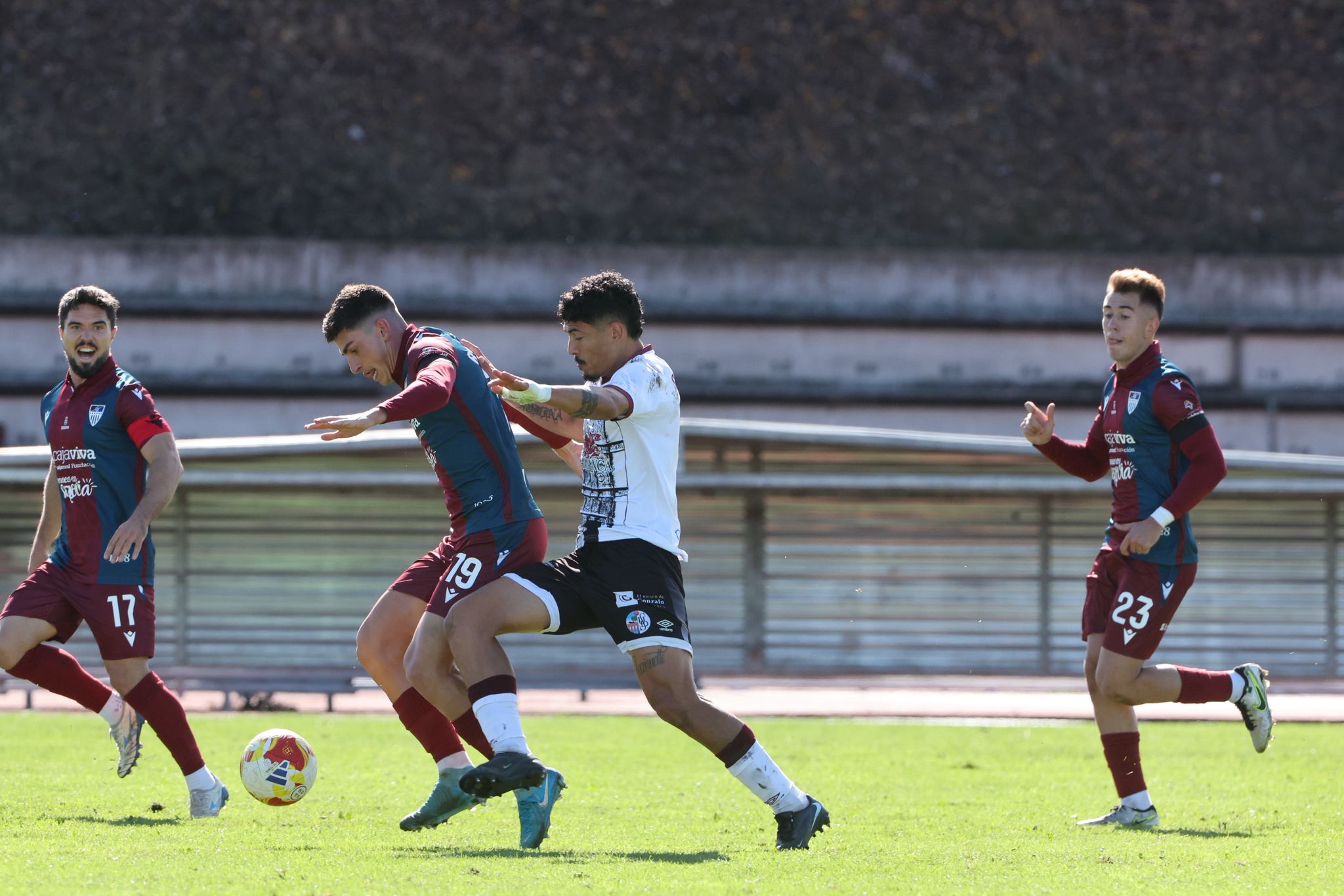 El Salamanca CF UDS - Gimnástica Segoviana, en imágenes