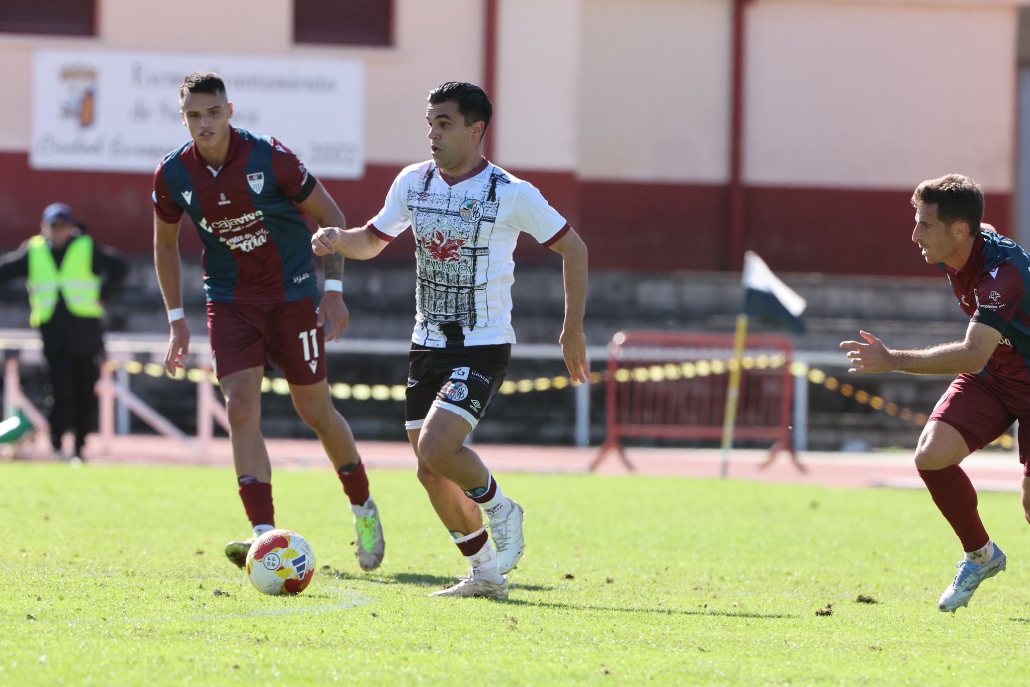 El Salamanca CF UDS - Gimnástica Segoviana, en imágenes