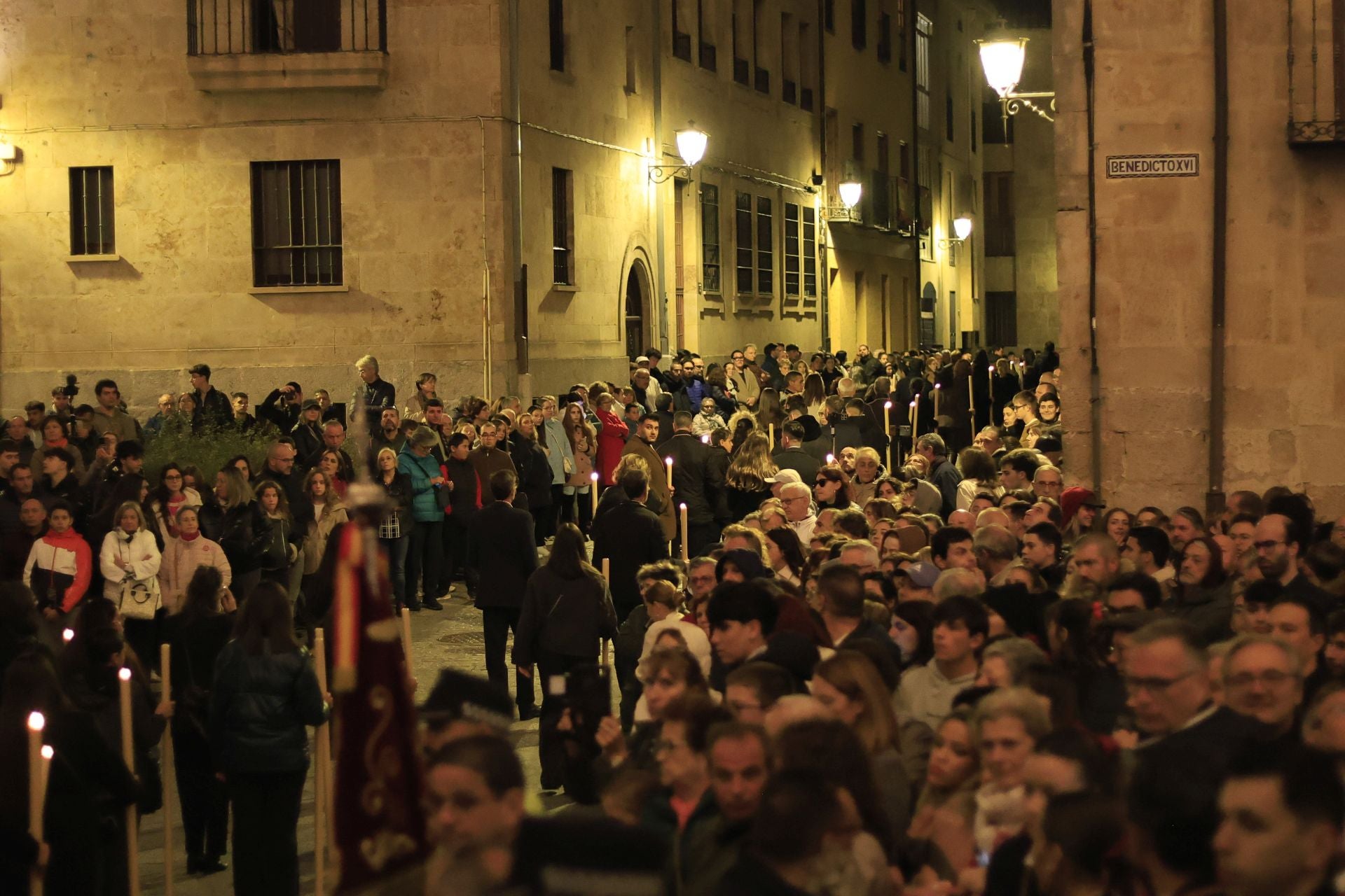 Salamanca vive una madrugada de Jueves Santo a finales de octubre