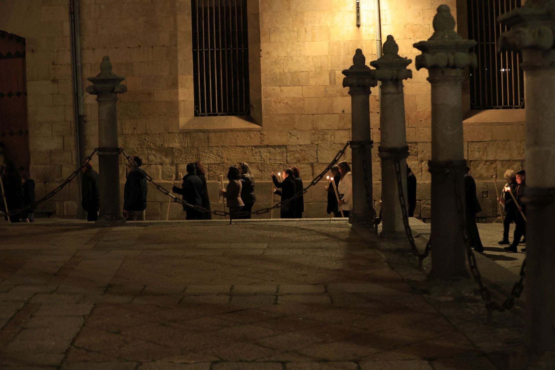 Salamanca vive una madrugada de Jueves Santo a finales de octubre