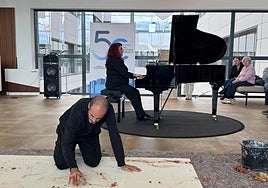 Juan Sebastián González, y al piano, María Trinidad Villarino.