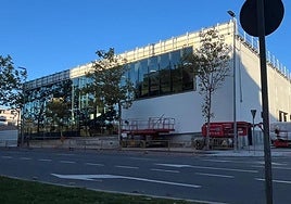 Aspecto exterior que presentaba el nuevo supermercado Lidl de la calle Colombia este lunes 27 de octubre en Salamanca.